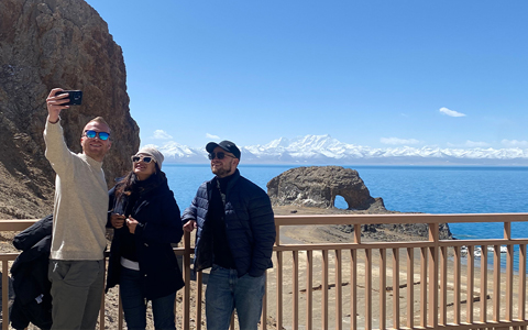 12 Days Shanghai Lhasa Namtso Kunming Train Tour