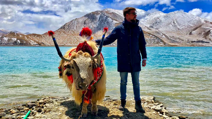Yamdrok Lake with Yak