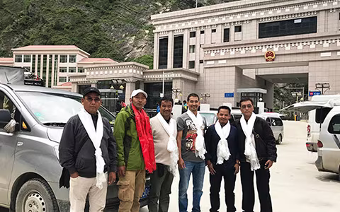 Borders between Tibet and Nepal: 6 Ports for Travel and Trade