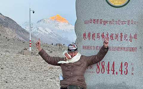 Chasing Dreams in Tibet: From Lhasa Streets to Everest Peaks with Tibet Vista