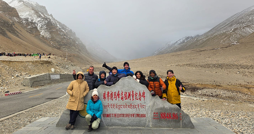 Group tour Everest Base Camp