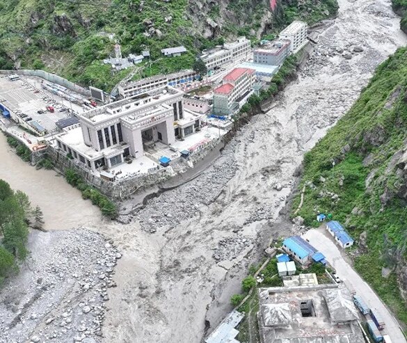 Gyirong Port was damaged by flood
