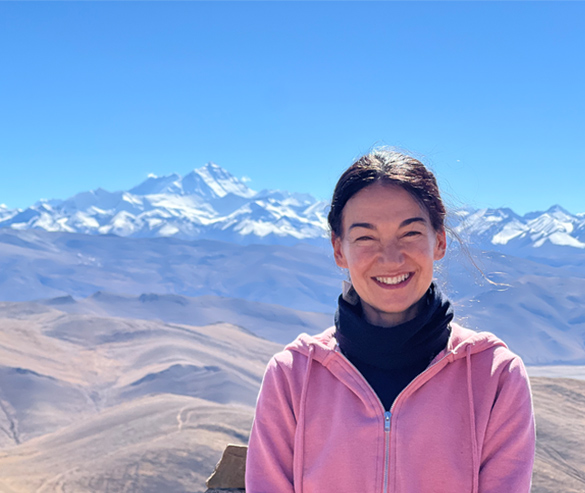 our guests gaze at mt everest at famous gawula pass in tibet