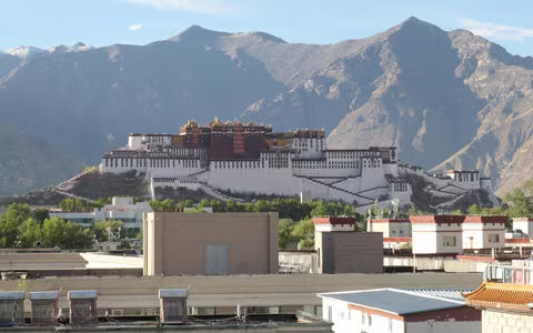 Tibet Dream Fulfilled: How I Explored Tibet as an Overseas Student in China