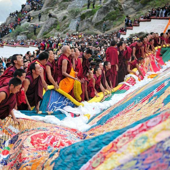 custom tibetan festival tour