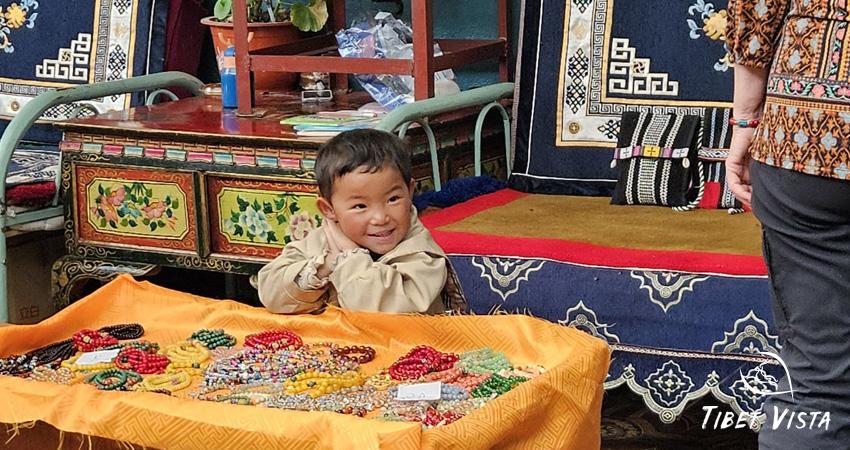 Visiting local Tibetan family