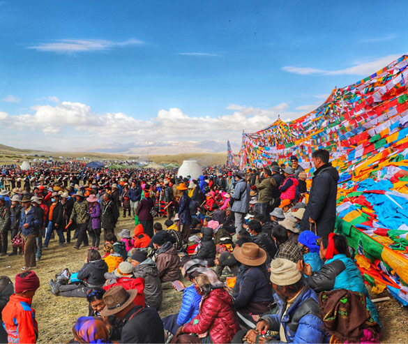 walk the kora around mt kailash during saga dawa festival
