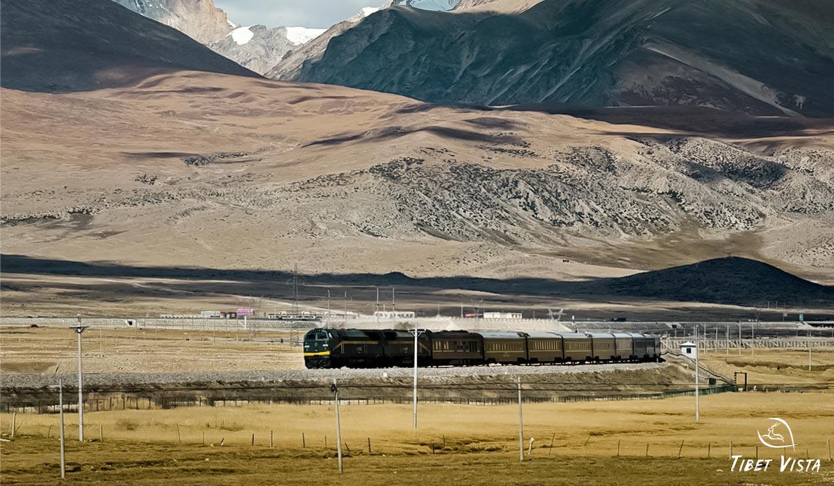 xining lhasa train traverses tibetan plateau